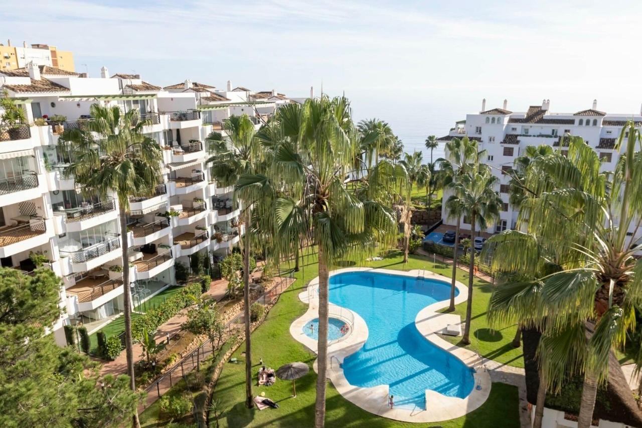 Frontline Beach Penthouse In Mi Capricho Sitio de Calahonda Eksteriør bilde